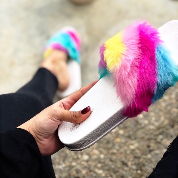 Shoes - LAST2♥️RAINBOW UNICORN WHITE SLIDES